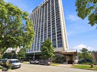 5201 S Cornell Ave APT 4C, Chicago, IL 60615