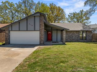 419 Quail Run Ln, Sapulpa, OK 74066