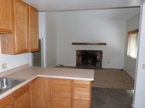 3rd image of 900 San Jose Ave APT B