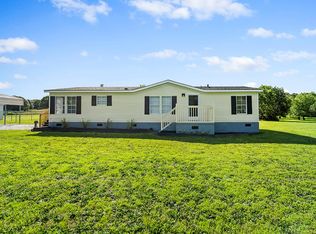 130 Carriage Farms Ct, Gray Court, SC 29645