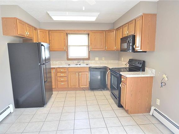 4th image of 7465 Sierra Madre Trl APT 1