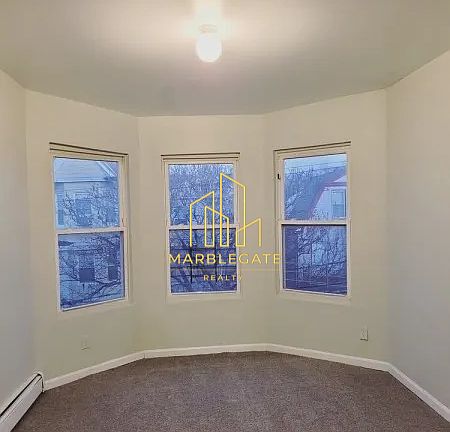 4th image of 161 S 10th St #33L