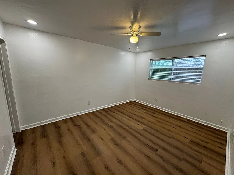 757 Grand Ave — Photo 15
