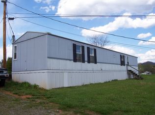 86 Carolina Mountain Dr, Waynesville, NC 28785