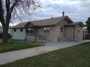 501 Lake St, Chadron, NE 69337