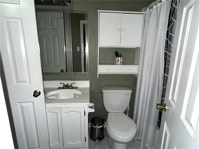 730 Village Rd #D — Photo 12
