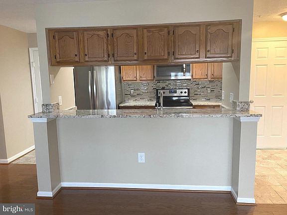 5th image of 12309 Ashmont Ct APT 201