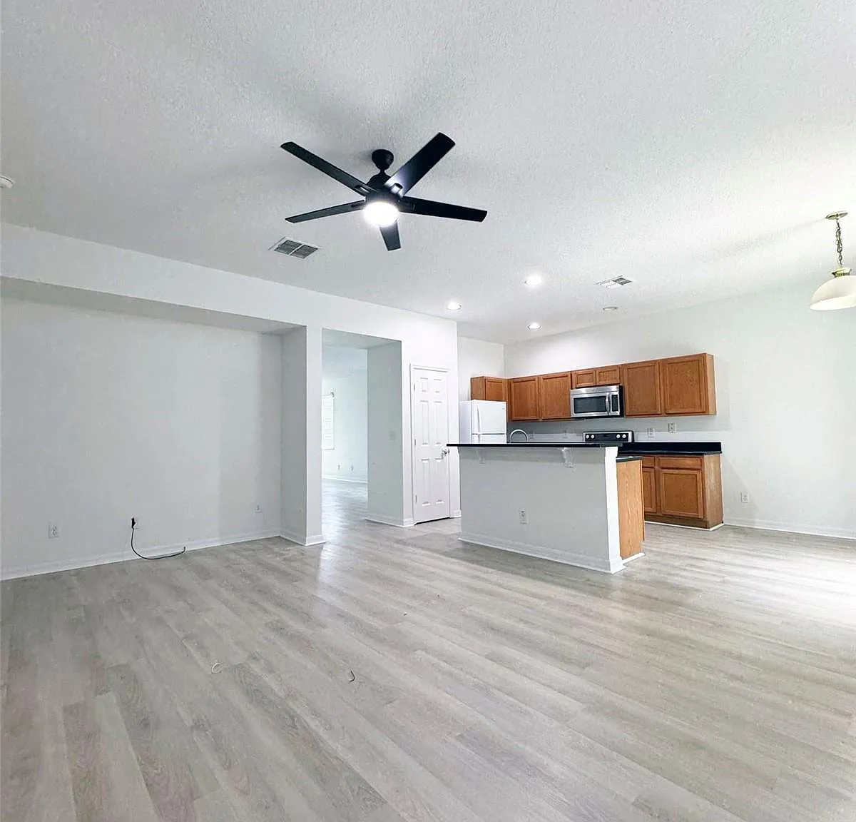 654 Kettering Rd — Photo 4