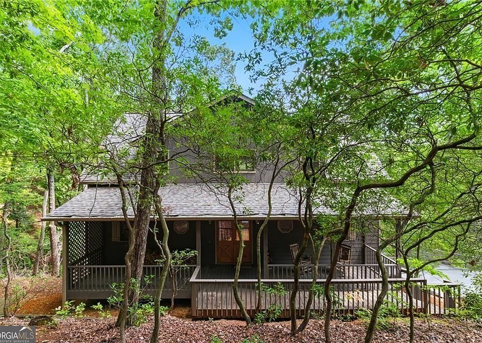 1st image of 35 Red Oak Point