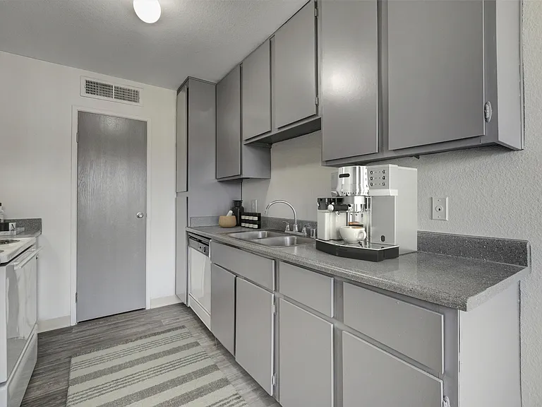 Villas East Apartments For Rent