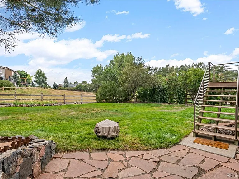 11625 Pine Grove Ln — Photo 17
