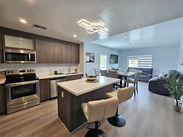 1938 Jackson St #202, Hollywood, FL 33020