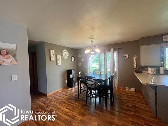 4th image of 611 S Adams Pl