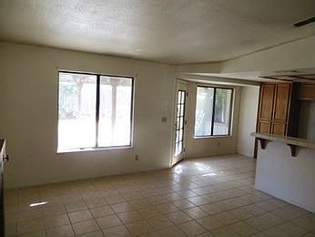 5th image of 5008 Shae Ct