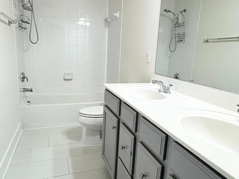 44858 Tiverton Sq — Photo 25