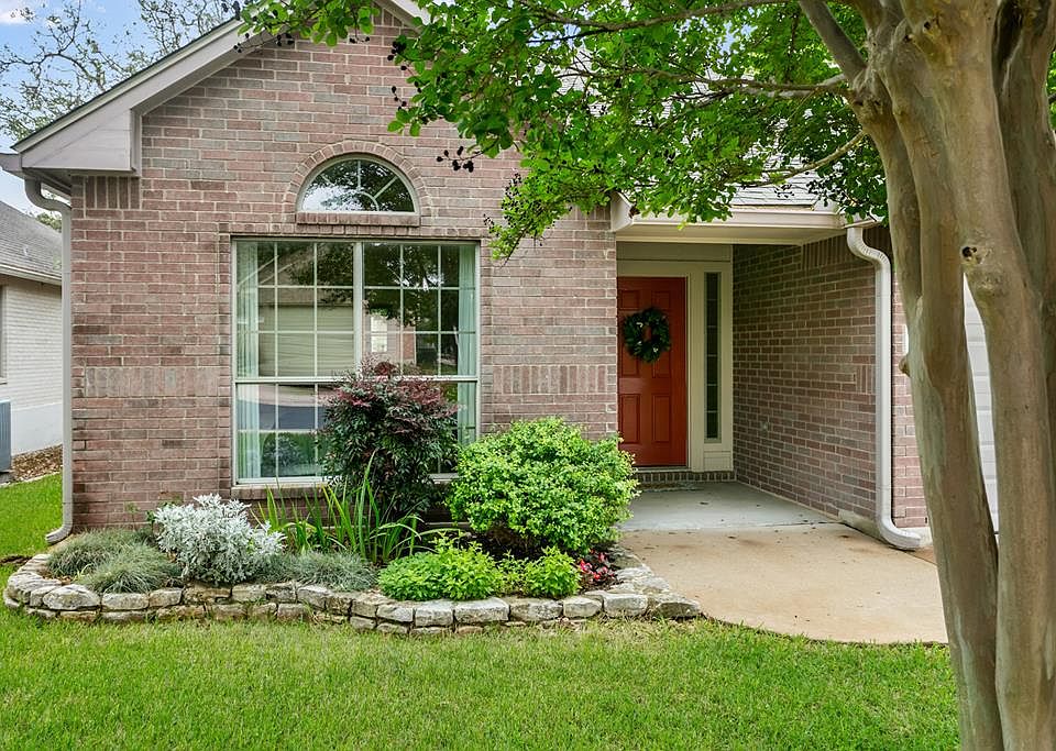 1st image of 115 Songbird Dr