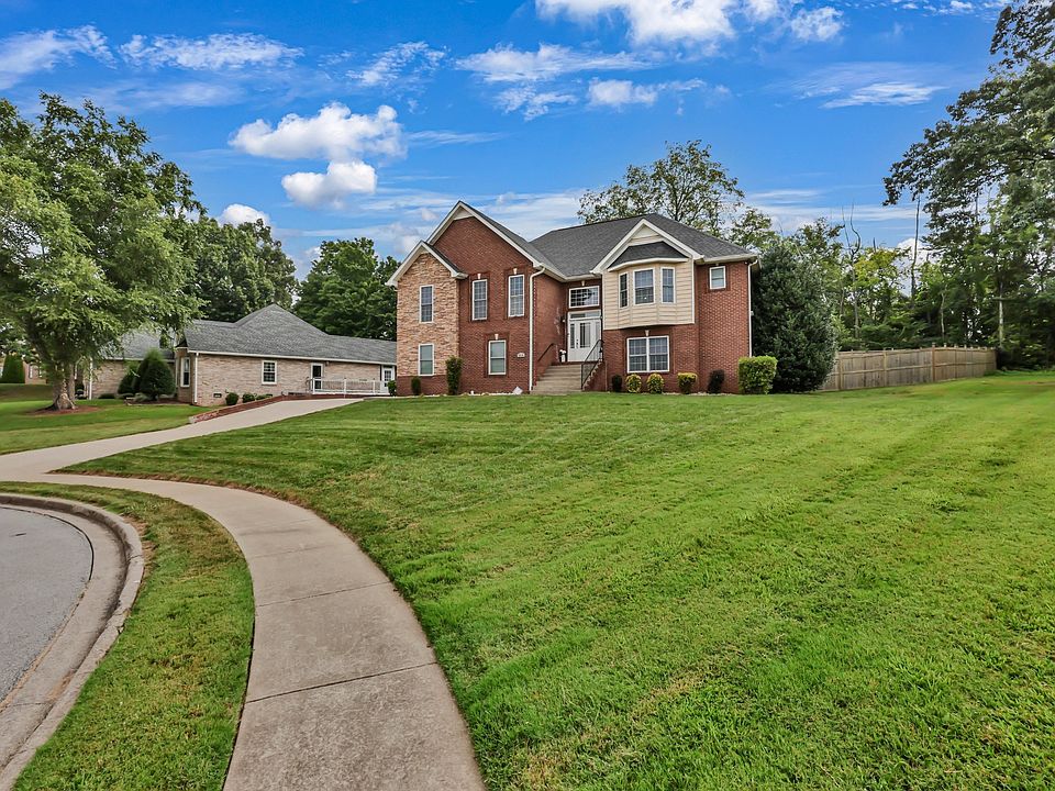 2235 Jasmine Dr, Clarksville, TN 37043 | MLS #3530049 | Zillow