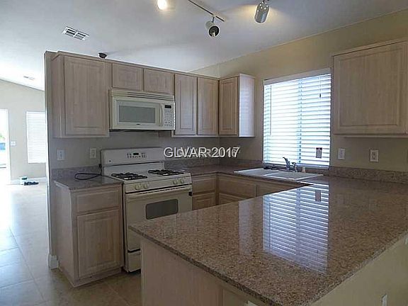 4th image of 5843 Stoneborough St #0