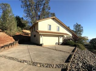 16128 Eagle Rock Rd, Hidden Valley Lake, CA 95467