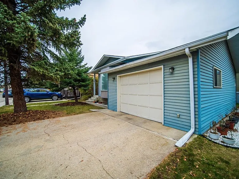91 Riverbrook Way SE — Photo 33
