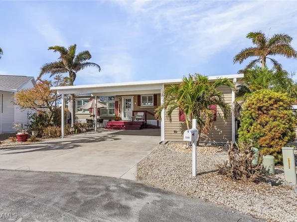 3129 Skipper Ln, Saint James City, FL 33956