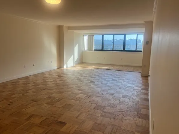 9 Hawthorne Pl APT 14N, Boston, MA 02114