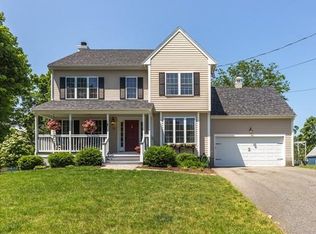 14 Fiske Rd, Wenham, MA 01984