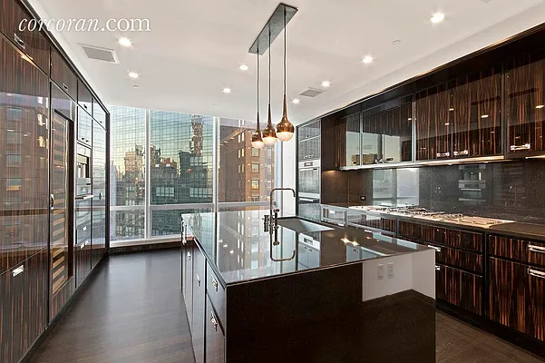 Rented by Corcoran | media 62