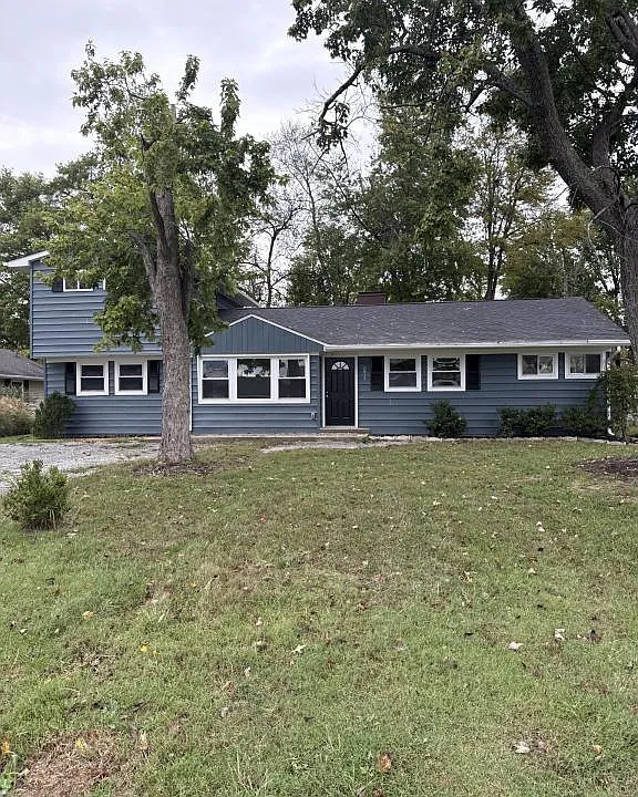 2917 Meadowlark Rd