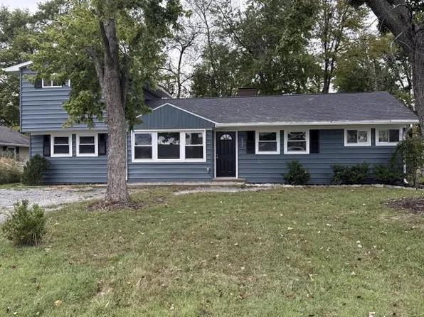 2917 Meadowlark Rd, Jeffersonville, IN 47130
