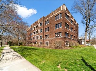 2425 N Park Blvd APT 1A, Cleveland Heights, OH