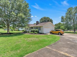 732 Skinner Rd, Shelby, NC 28152