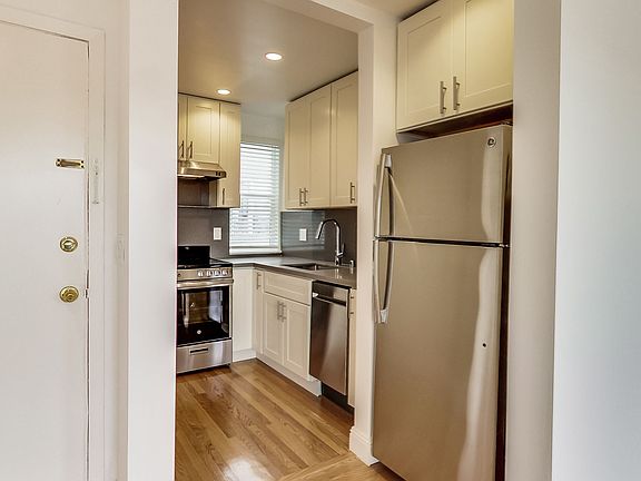 4th image of 99 Lupine Ave APT 503