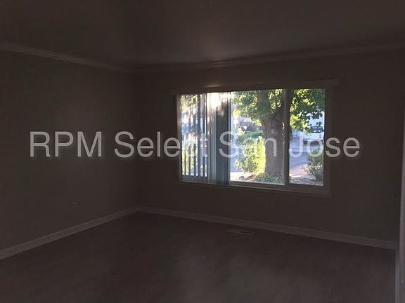 4th image of 1500 Astoria Dr