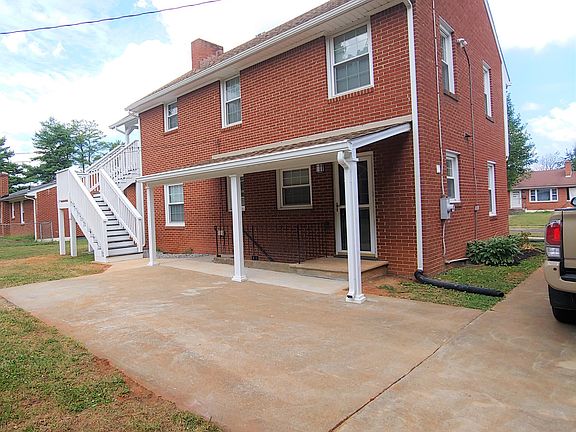 4th image of 3209 Troy Ave NW