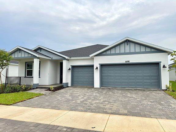 2nd image of 5598 Hampton Park Circle