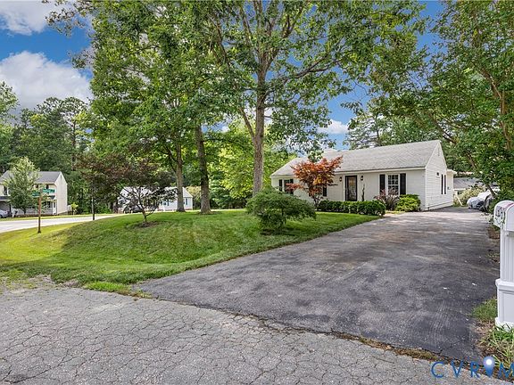 2nd image of 11404 Walnut Hollow Ct