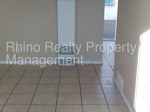 4th image of 240 Charleston St NE APT 1