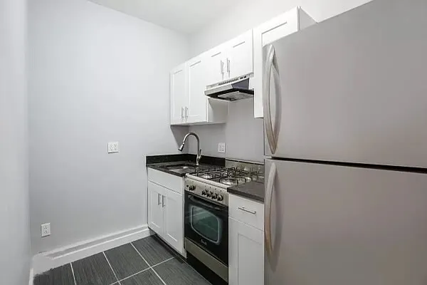 Rented by Green Leaf Management, LLC | media 7