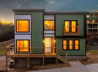 737 Bullwinkle Way, Sevierville, TN 37862