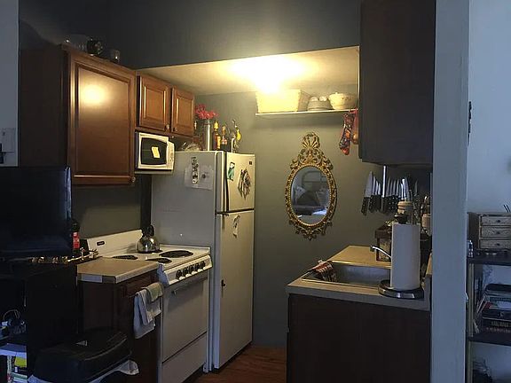 5th image of 5712 Stanton Ave