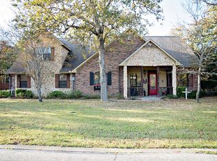 3376 Bandera St, Athens, TX 75752