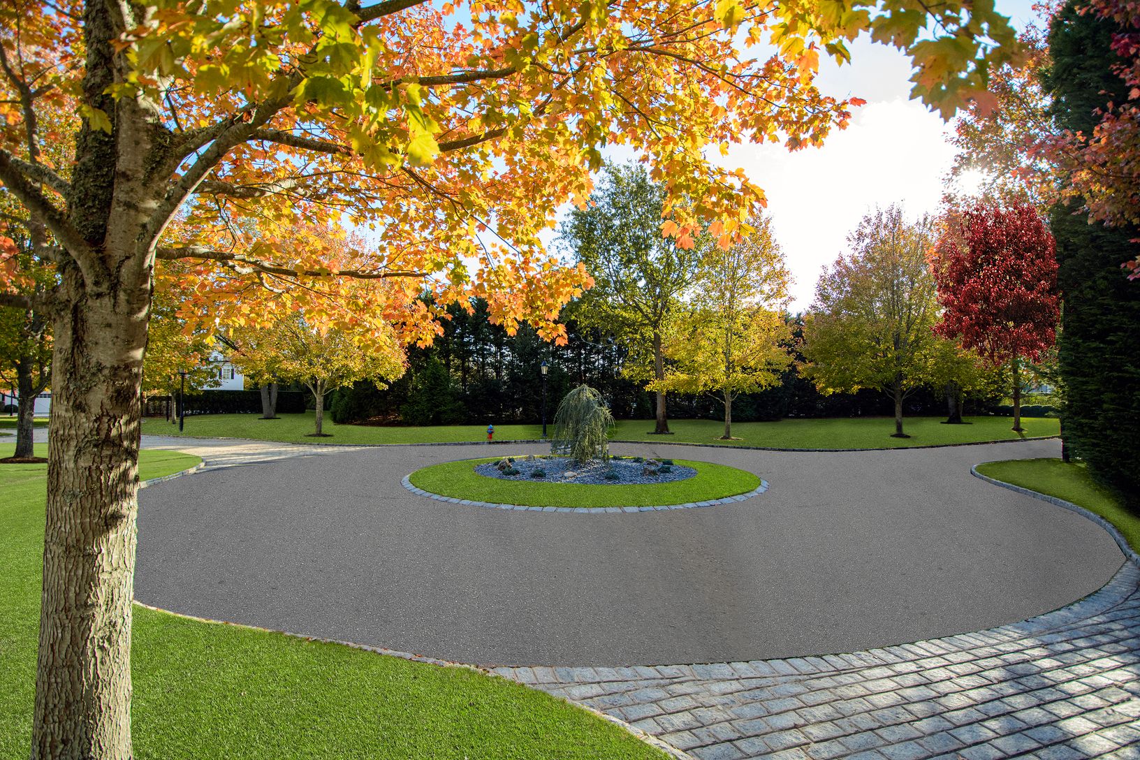  The Polo Club drive with circle