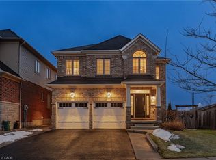 405 Rideau River St, Waterloo, ON N2V2Y3