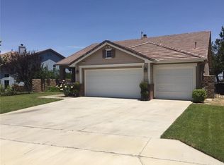 184 Alabaster Loop, Perris, CA 92570