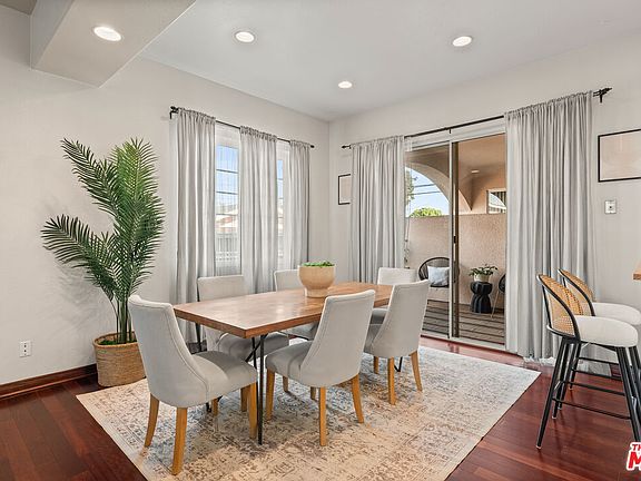 4th image of 4057 W 147th St Unit 105