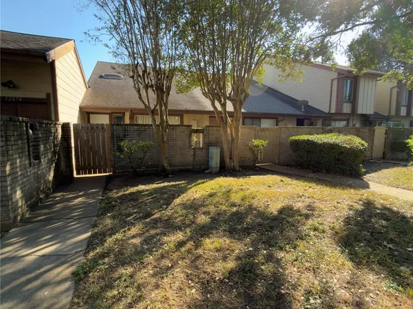 12676 Newbrook Dr, Houston, TX 77072