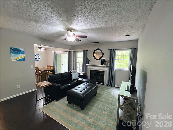 5th image of 19905 Henderson Rd Unit C