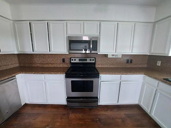 5th image of 510 E Cook St