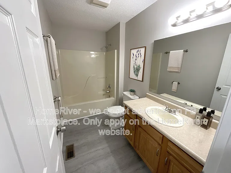 629 Lake Crossing Ct — Photo 8